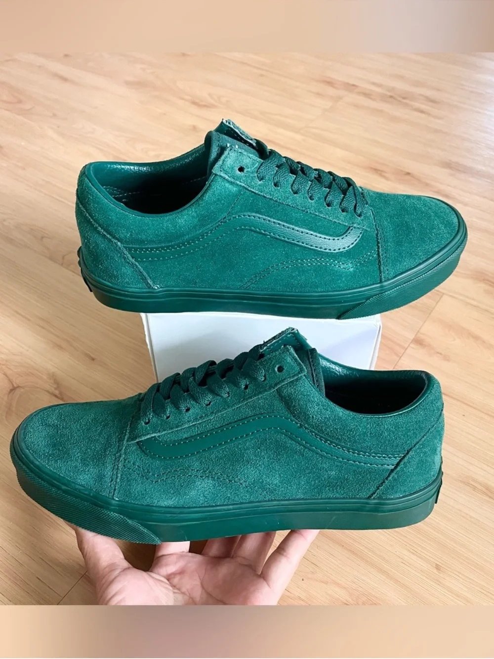 Vans Old Skool Green Suede Junior 6.5 US Women 8.0 US